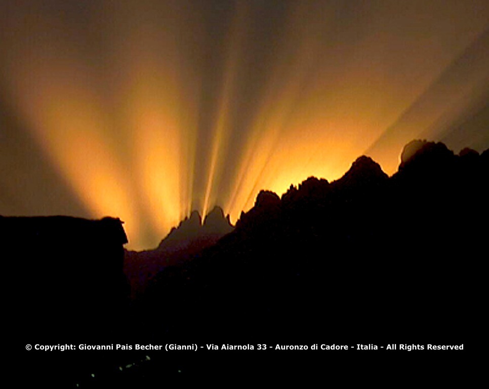 Tramono sulle Tre Cime di Lavaredo Foto di Giovanni Pais
Becher